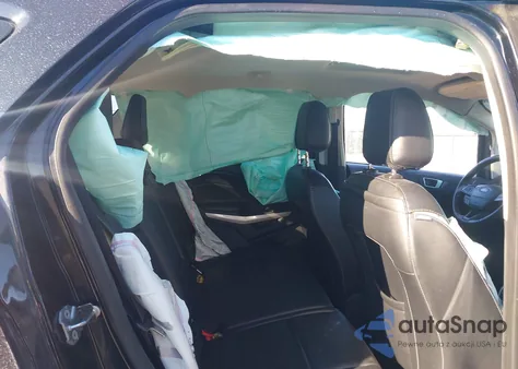 2018 Ford Ecosport Titanium из США, поврежденный, VIN MAJ6P1WLXJC184897